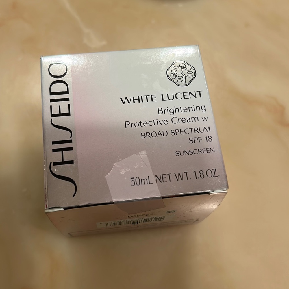 Shiseido white lucent brightening cream - SOLD